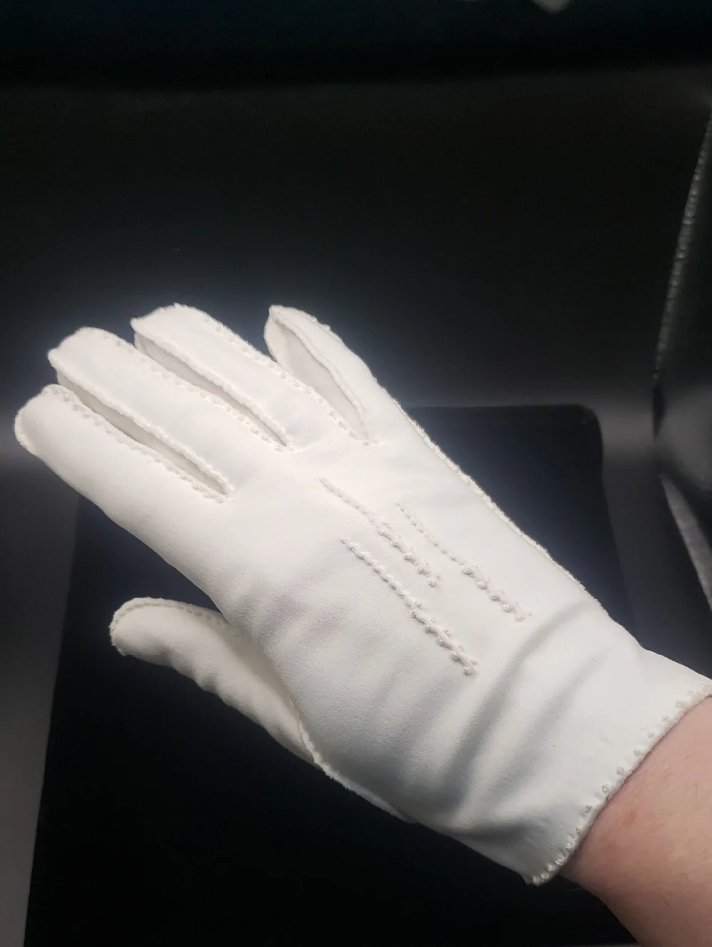 Van Raalte Vintage Classic Women's French Knot Ivory Dress Gloves